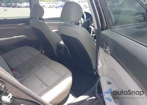 2017 Hyundai Elantra Se z USA, uszkodzony, nr VIN KMHD74LF0HU386679